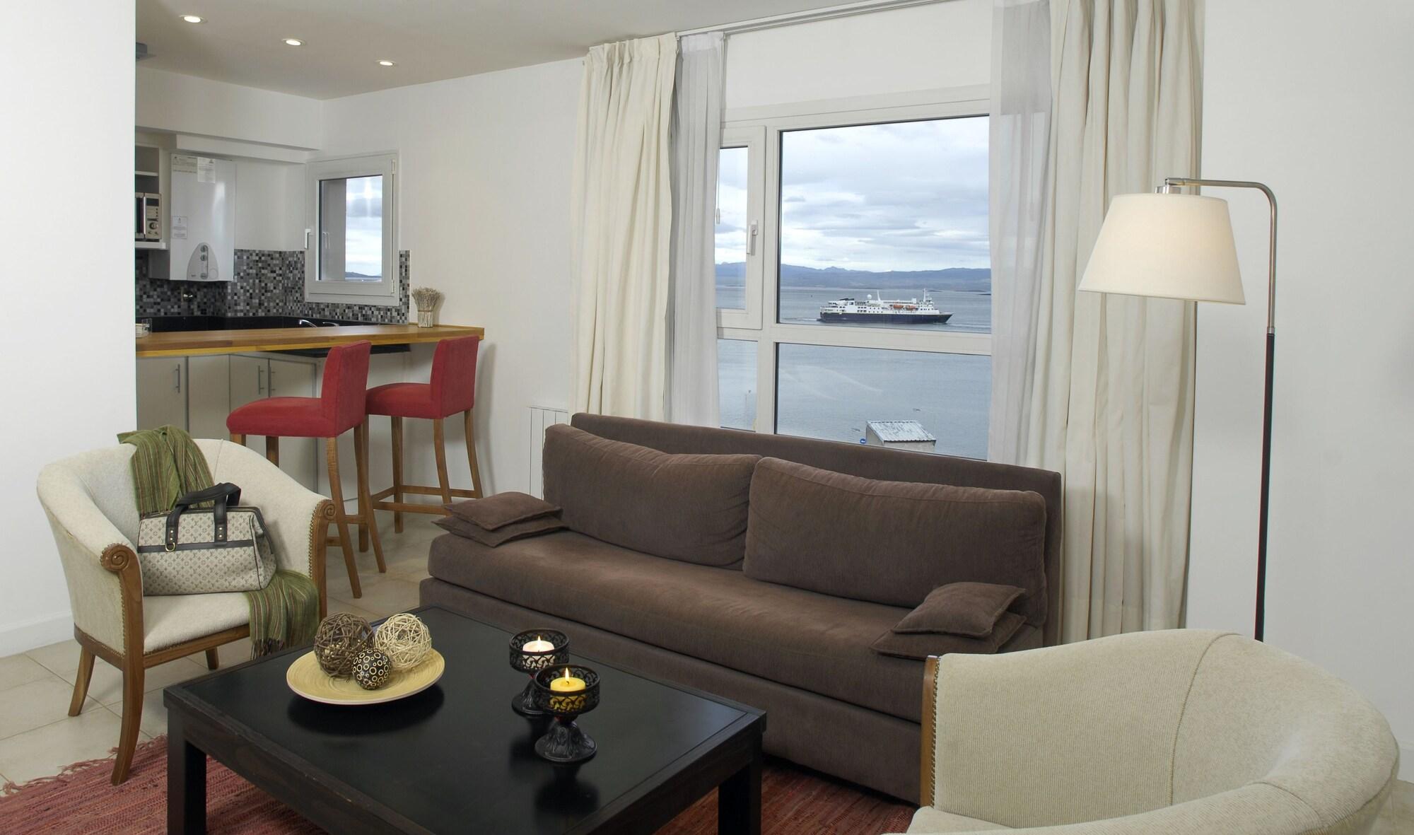 Cilene Del Faro & Ushuaia