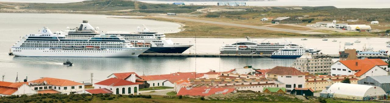Cilene Del Faro & 4* Ushuaia